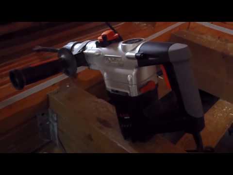 Перфоратор P.I.T. PBH 26 C 3 в работе Перфоратор P.I.T. PBH 26 C 3 в работе