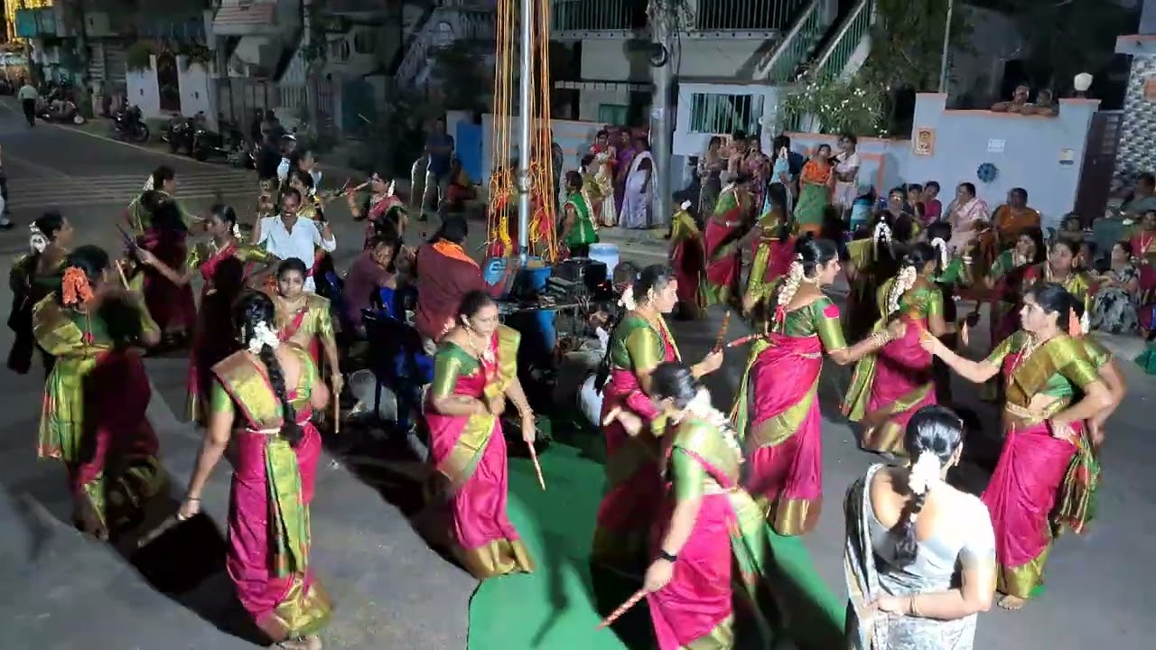 మా ఊరి దేవుడు అందాల రాముడు/కోలాటం