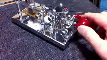 Vibroplex Lightning bug key Deluxe type.Serial # 173695 slow and medium speed test.