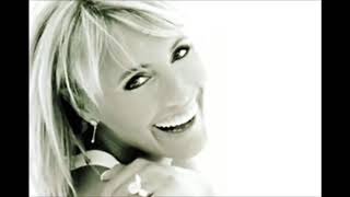 Dana Winner    Sealed   with    a    kiss