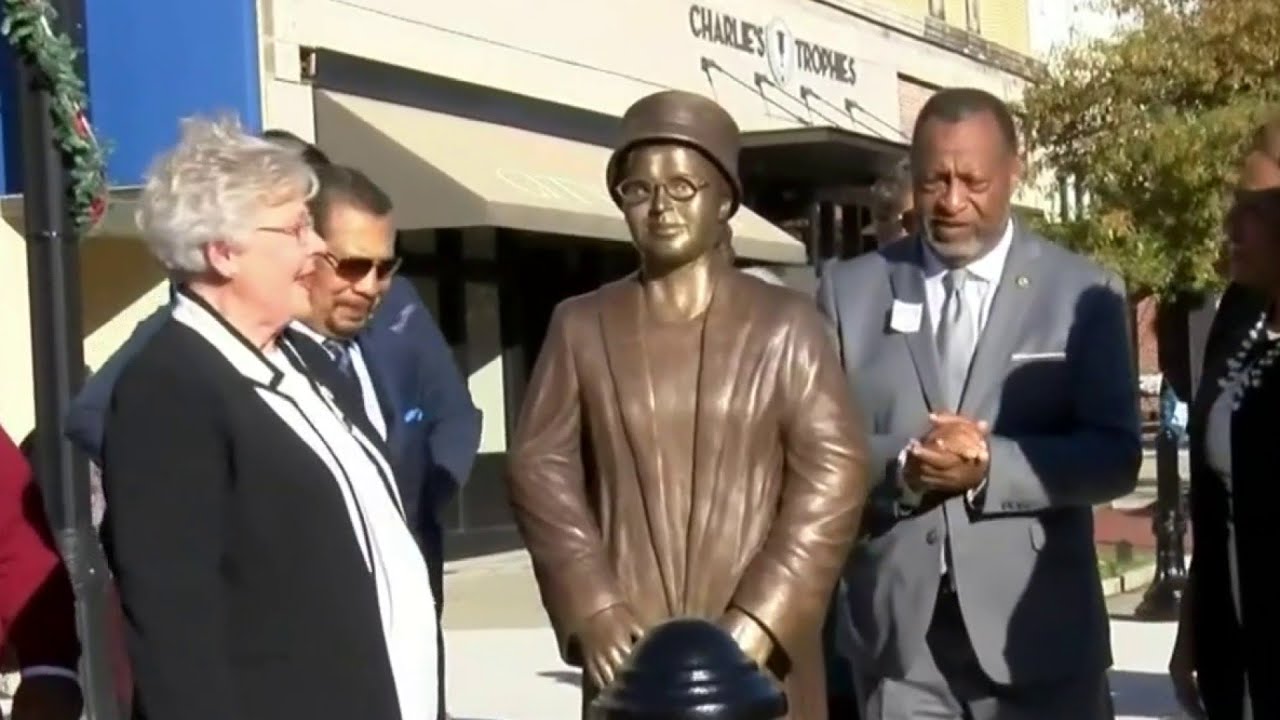 Rosa Parks statue unveiled in Alabama on 64th anniversary of bus ...