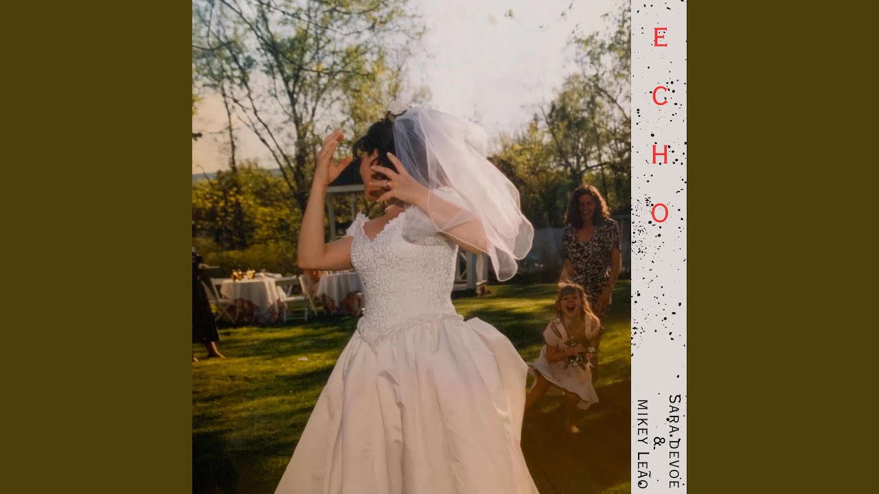 Mira Echo en YouTube Mira Echo en YouTube