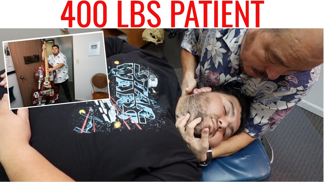 Профессиональный музыкант с болью в спине и шее получает травму от мануального терапевта