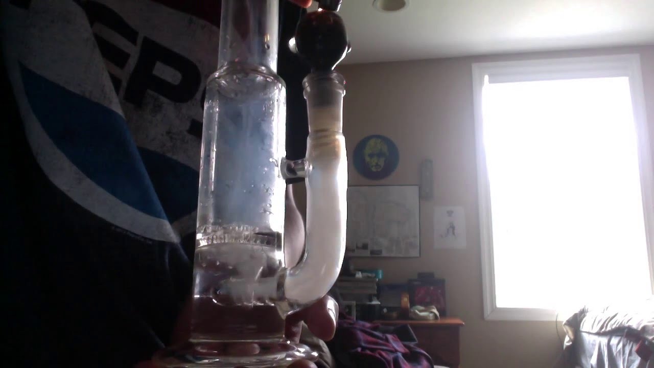 Mobius Bong Toke