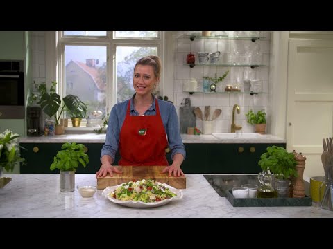 Video: Kycklingsallad Med Nötter