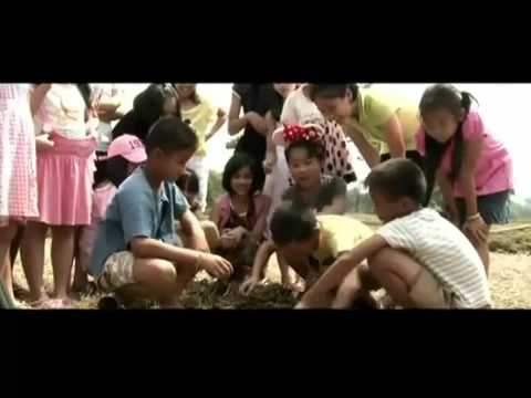 ปัญญา เรณู เพลง ดีดด๊อง   YouTube