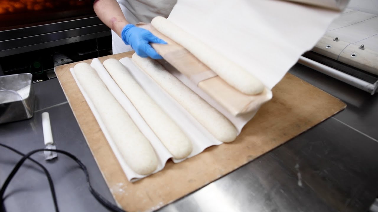 【職人技】プロが作る、頬が落ちるほど美味いパンの作り方