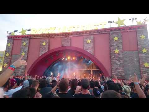 Rock in Rio 2017 - I don't care (RAMONES by Dinho Ouro Preto)