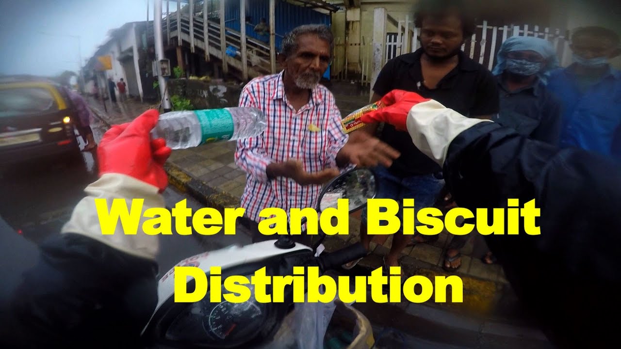 Water and Biscuit Distribution | Parle -G | Bisleri | Mumbai |