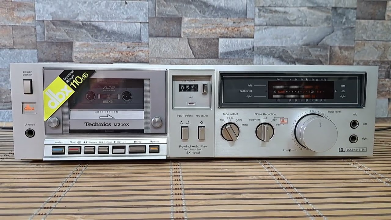 Technics RS-M 240 X - YouTube