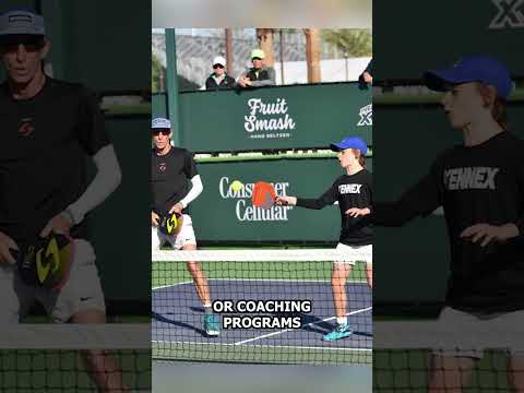 What are the best ways to engage Pickleball players in community service and volunteer work?