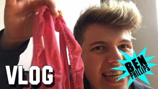 Ben Phillips | VLOG - Quit horsing around Elliot!!