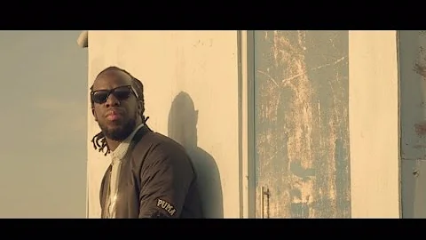 Youssoupha ft. Madame Monsieur - Smile (Clip offic...