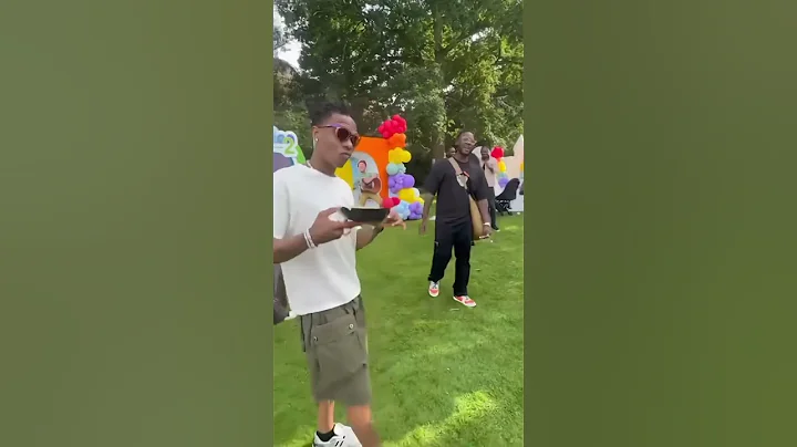 Wizkid and Food 5 and 6 Even at his son AJ's Birthday omg what a father lol