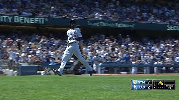 NYM@LAD: Adrian hits a line-drive single for an RBI