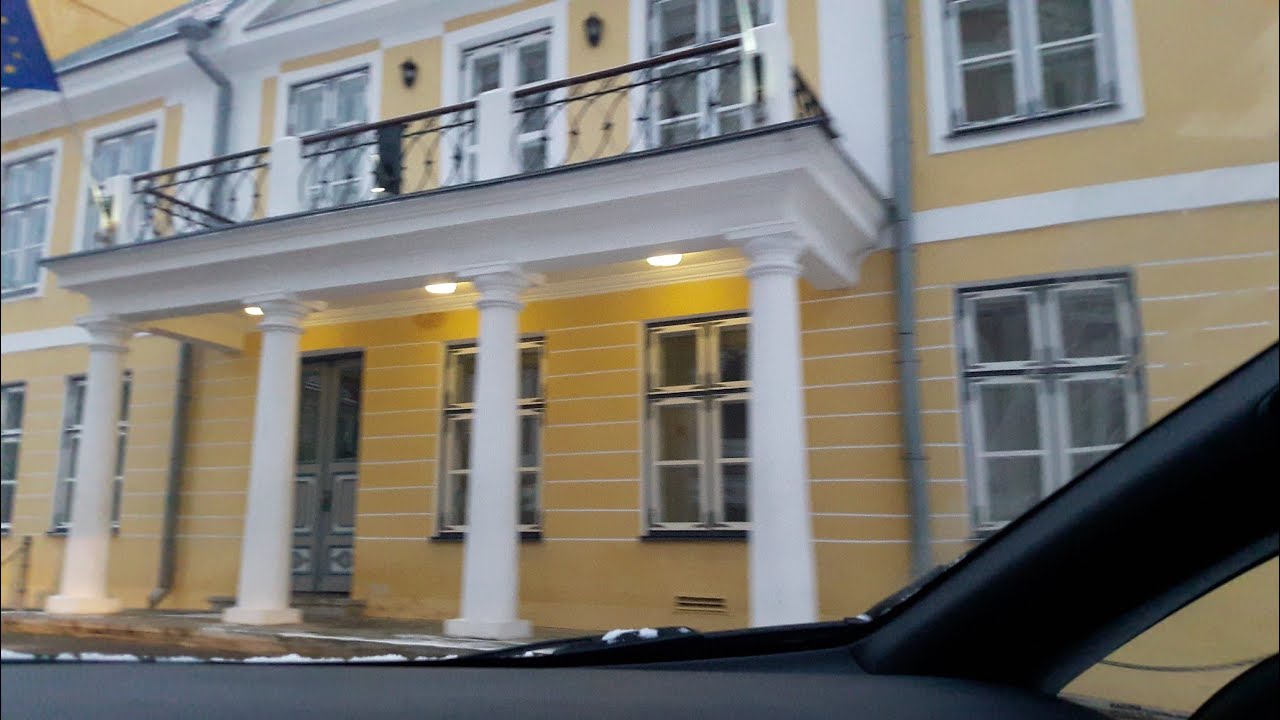 Driving 🚘 through Tallinn Old Town (early morning)