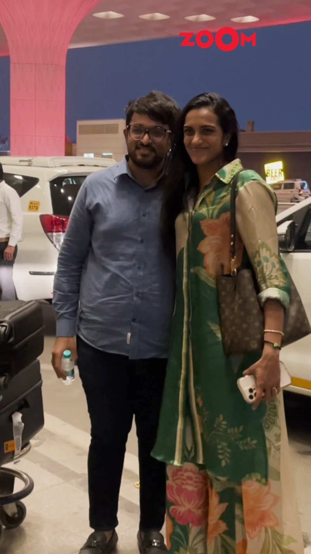 PV Sindhu's CUTE hand in hand moment with husband as spotted at the airport ? #pvsindhu #shorts