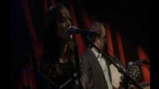 Video thumbnail of "Feist - When I Was a Young Girl ( live Toronto 06 ).avi"