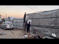 نازحون يعيشون في خيام بدائية وسط ظروف معيشية قاسية داخل مخيم اليرموك بمدينة غزة