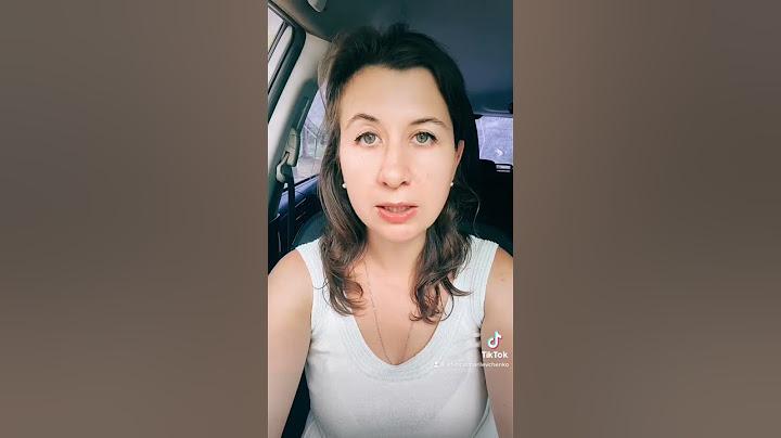 Знайшла у поштовій скриньці повістку. Чоловік давно працює за кордоном. Як бути?