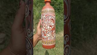 মাটির বোতলের গায়ে আজ একটু design করে নিলাম🖌️#art #clay #pottery #painting #shorts #viral #minivlog
