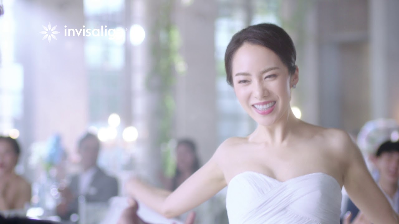 Invisalign Bride Wedding Day - Smile bright with Invisalign Clear Aligners! - YouTube