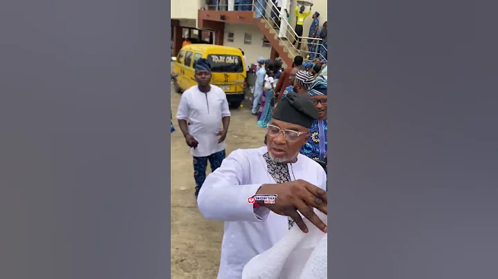 Olaiya Igwe at Odunlade Adekola Father's Final Burial Party