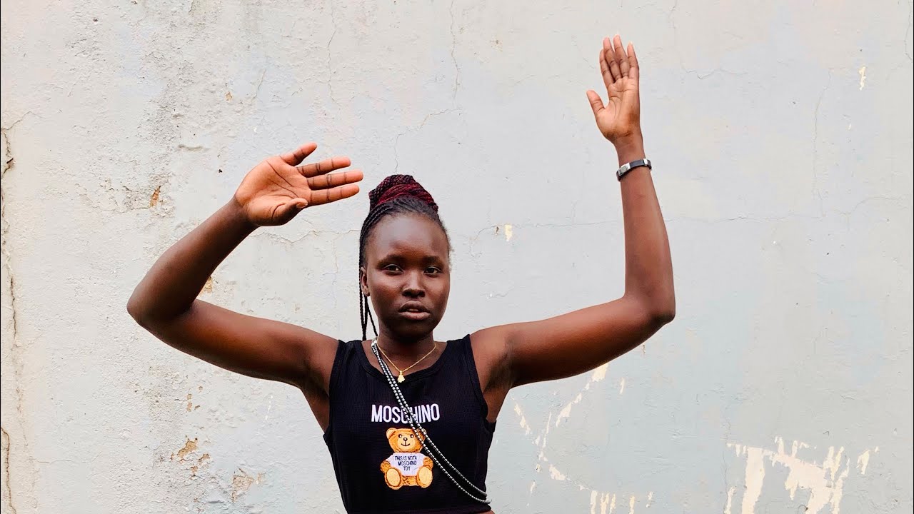 Aramweer~Achien J Bwoy