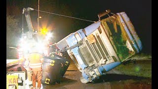 Tank Truck on Bridge - Heavy Recovery - Sweden by ADVideofilm 64,619 views 6 years ago 6 minutes, 10 seconds