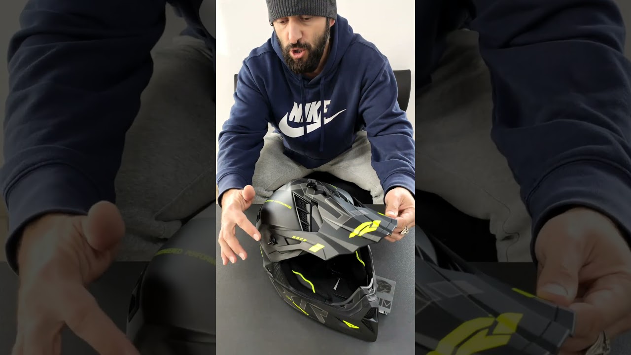 Огляд шолома FXR Helium Race