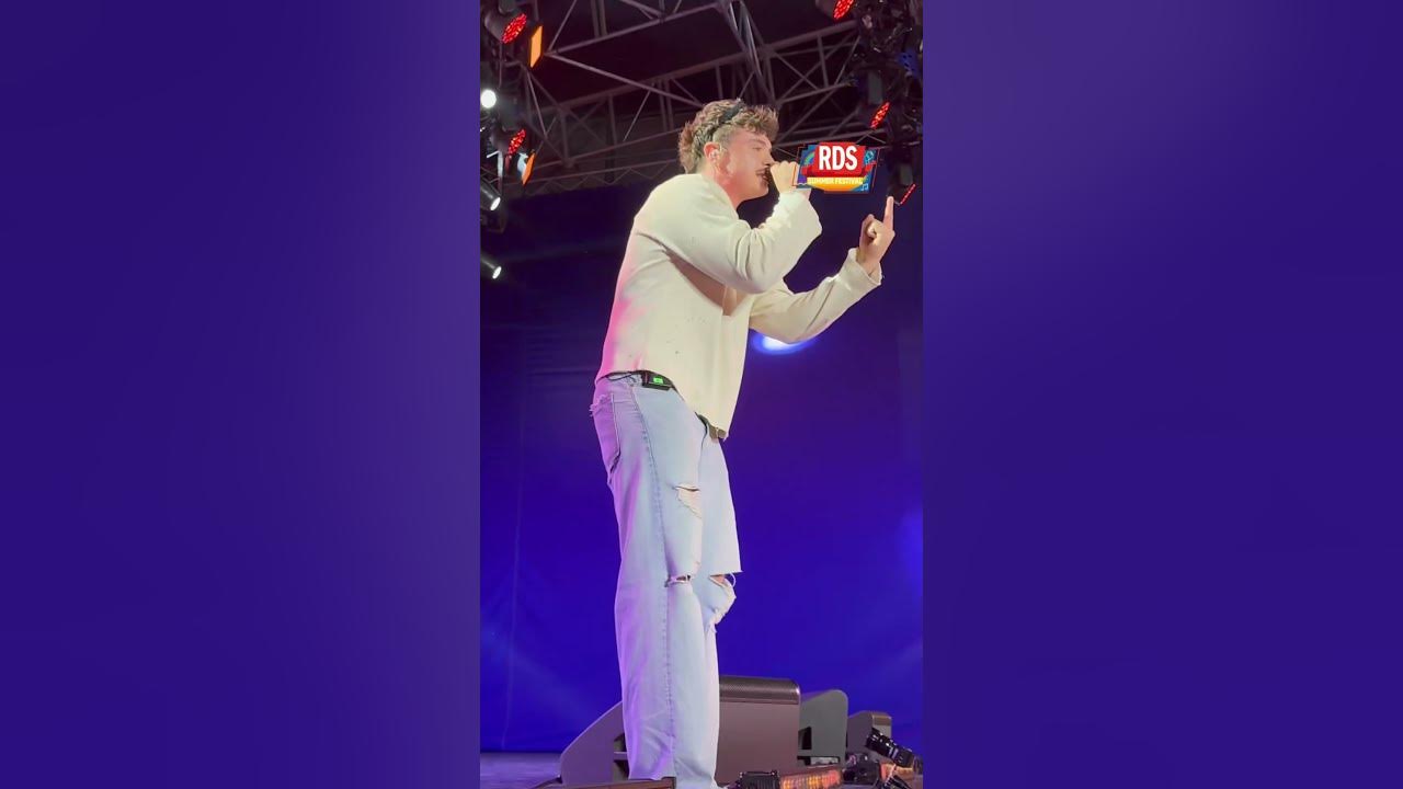 Olly canta “Depresso Fortunato”: l’esibizione live all’RDS Summer Festival di Rimini | RDSSF25 Olly canta “Depresso Fortunato”: l’esibizione live all’RDS Summer Festival di Rimini | RDSSF25