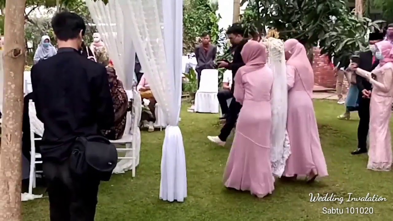 Wedding Invilation Holis Setiadi & Lkha  101020