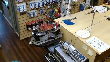 Time Lapse: How to String a Yonex Nanoflare 800 Badminton Racquet (Tan)