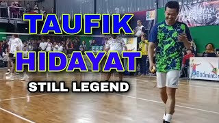 Lihat Lagi💥Taufik Hidayat King Of BACKHAND Smash🔥Tampil Di Tarkam Eksebisi