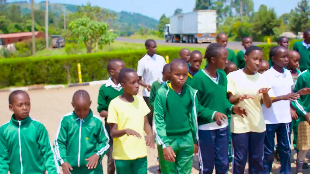 Maish by kaplong boys  c.u choir