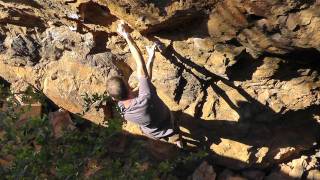 7a+ boulder problem at Cabezo Gordo, Murcia region, Spain