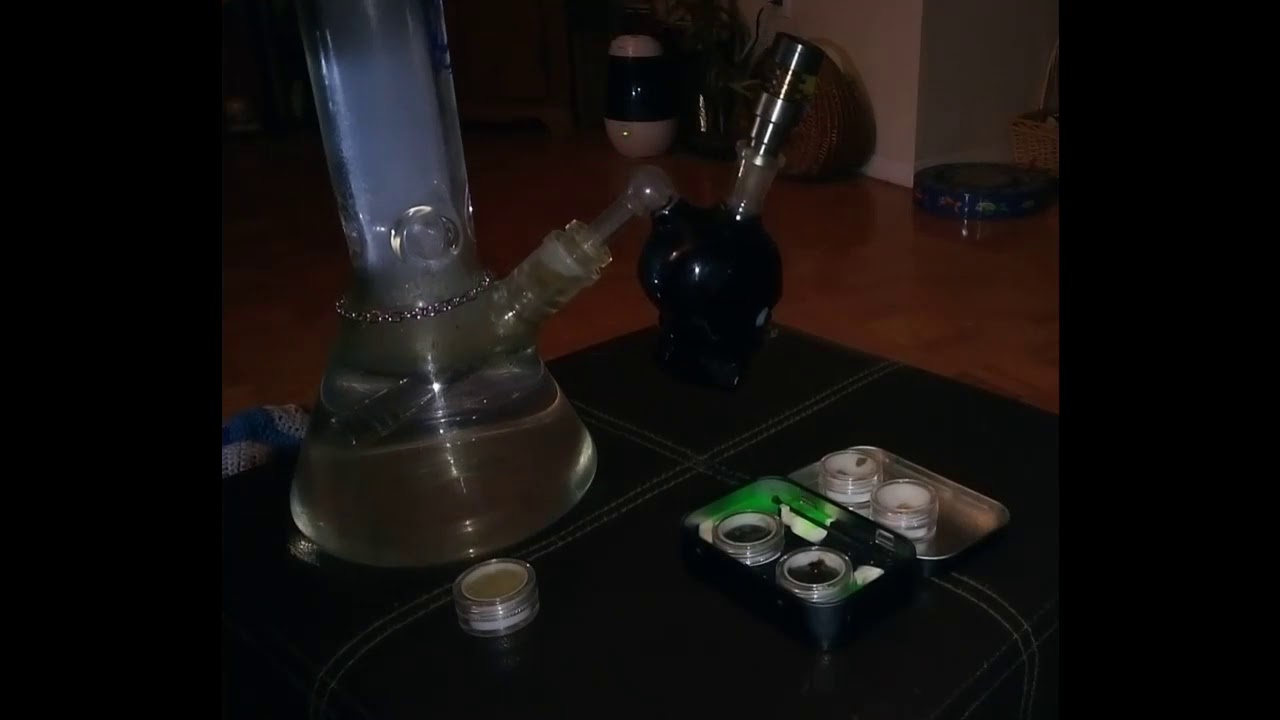 Dabbing diamonds (no sauce).