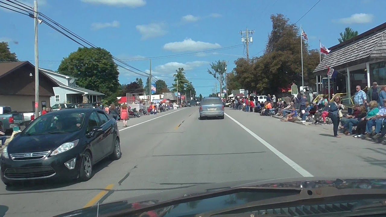 M65 in Posen Michigan Packed with People waiting For The Parade