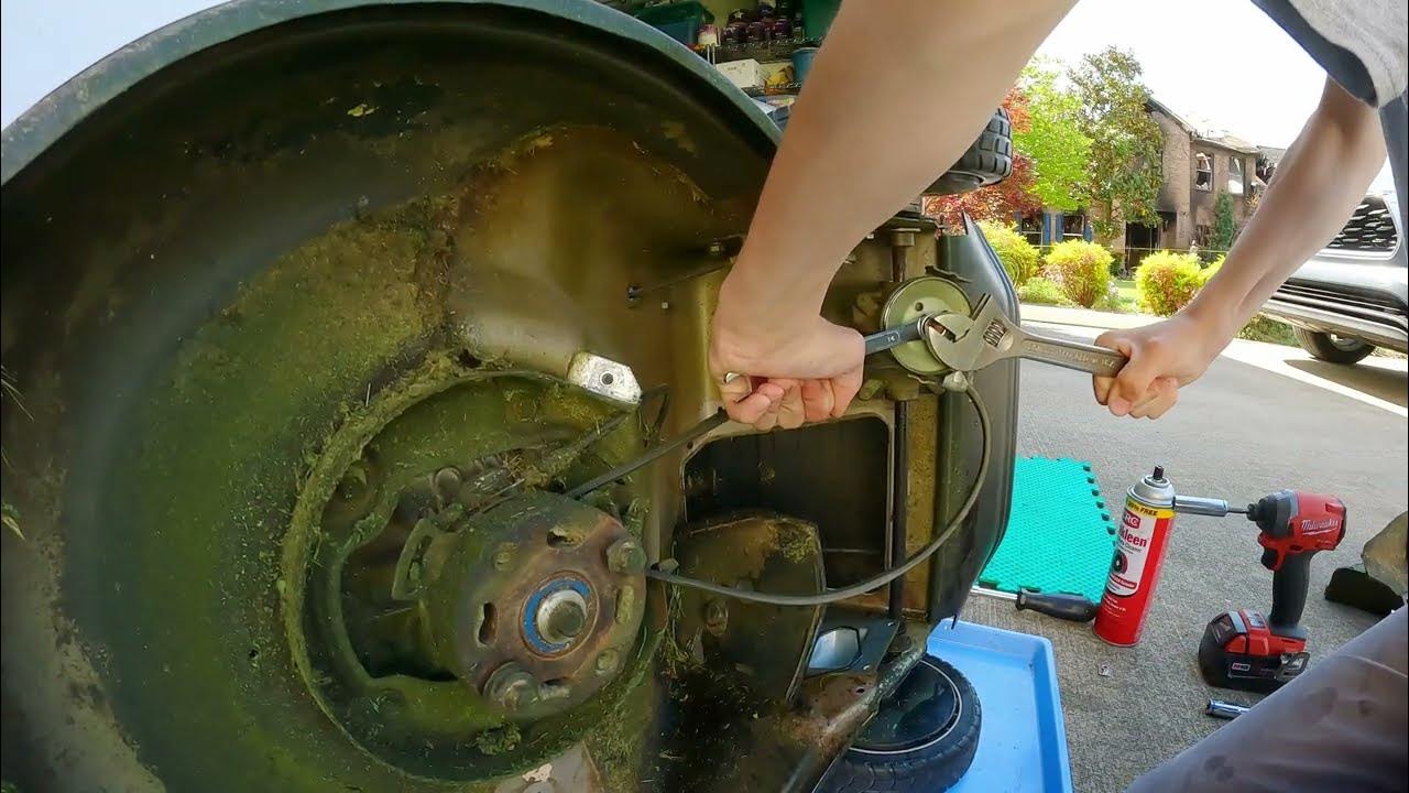 HOW NOT TO replace a drive belt on a honda mower - YouTube