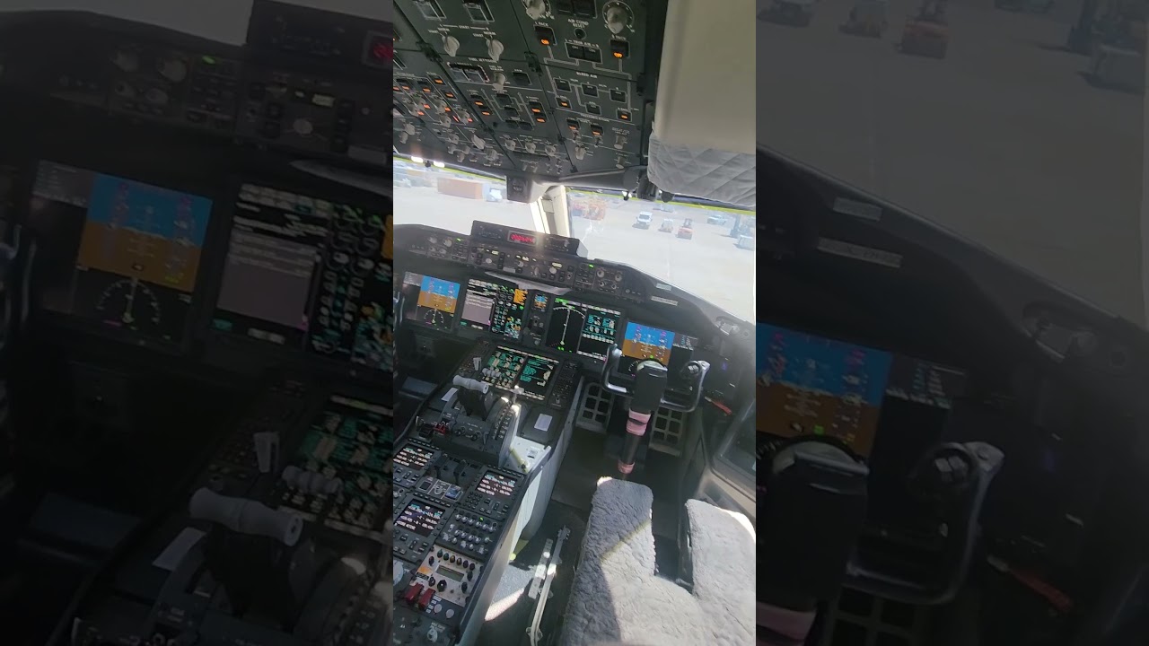 INSIDE THE 777X COCKPIT #777x #aviation #777-9 #flightdeck