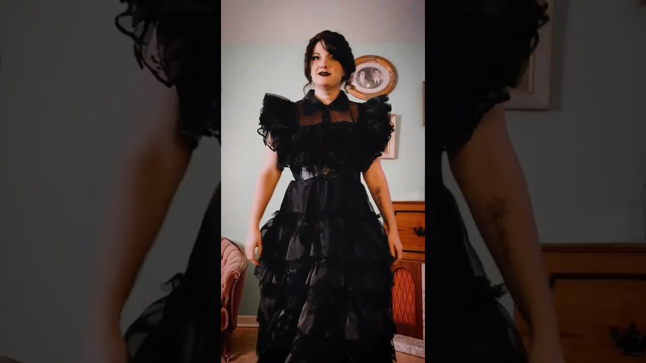 🖤🥀DIY Wednesday Addams' Raven Prom dress!🥀🖤🔴New video tutorial on how to recreate this iconic dress🔴