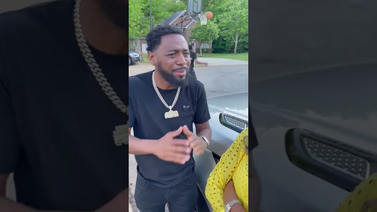 Моя бывшая девушка-пума знакомится с моей новой девушкой!