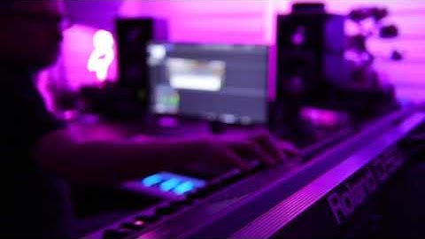 Making Synthwave presets for u-he Diva.