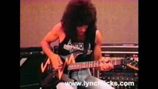 Steve Lynch from Autograph - Crazy World  - Guitar Solo