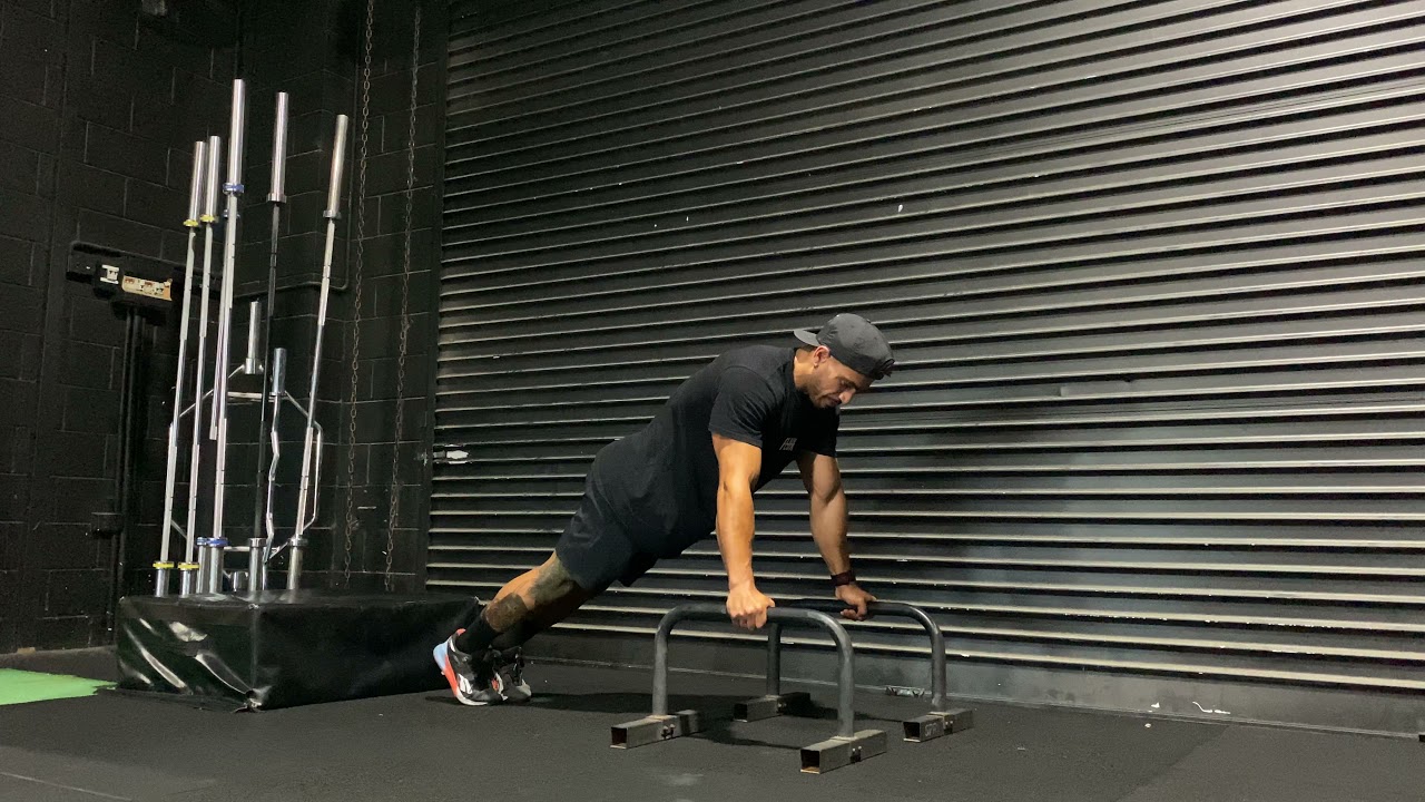 P bar Deficit Push Up