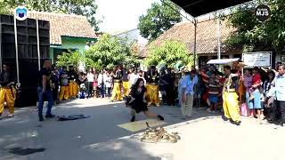 Download lagu Titi penari ular cirebon live pilang