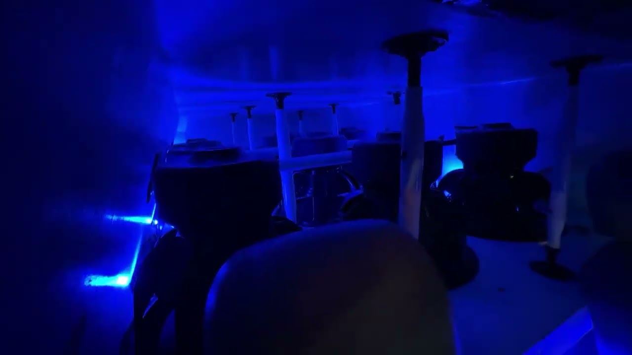 12 sundown audio nsv3 18 on 6 7.5k sundown audio amps on this beautiful yukon 