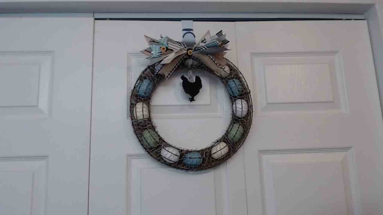 Chicken Coop Egg Wreath