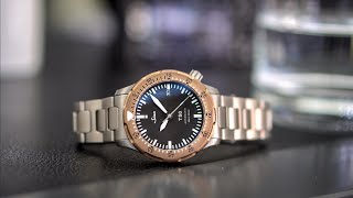 NEW Sinn T50 Goldbronze is HOT - Hands On!