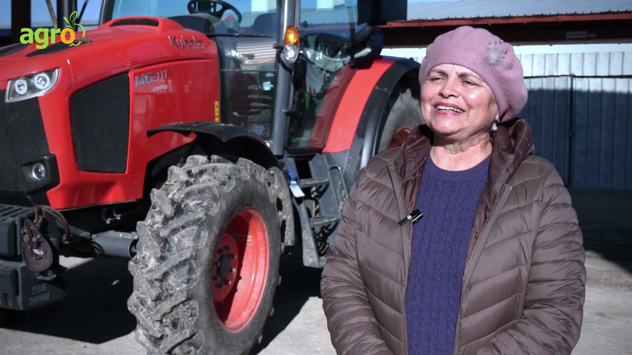 Йорданка Спасова: 12 часа в кабината на трактора не ме уморяват